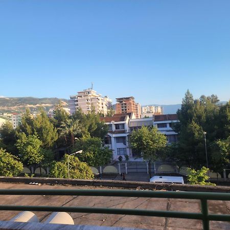 Alex Apartment فلورا المظهر الخارجي الصورة